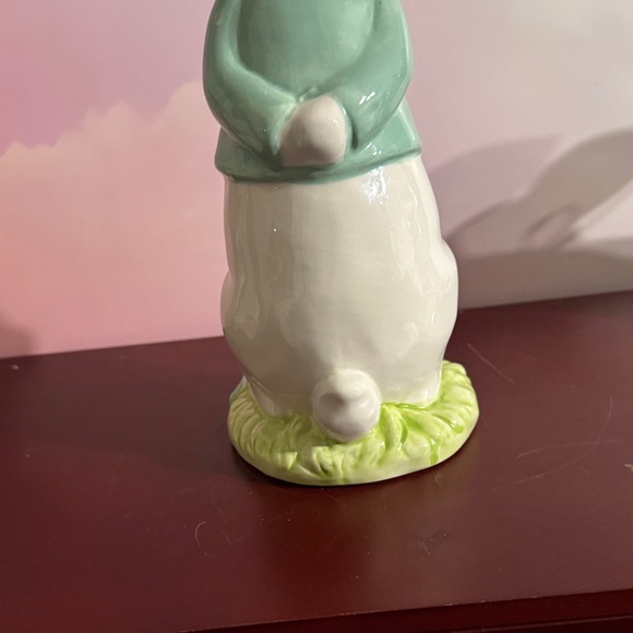 Vintage Porcelain Victorian-style pastel Mr. Rabbit Easter - Picture 10 of 12
